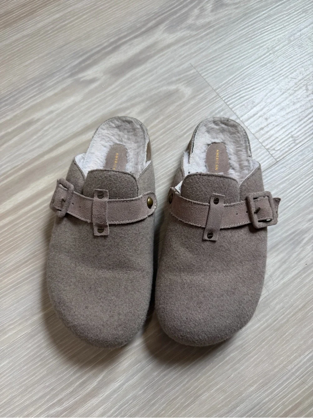 American Eagle Outfitters Kids Taupe Slip-On Clog Mules